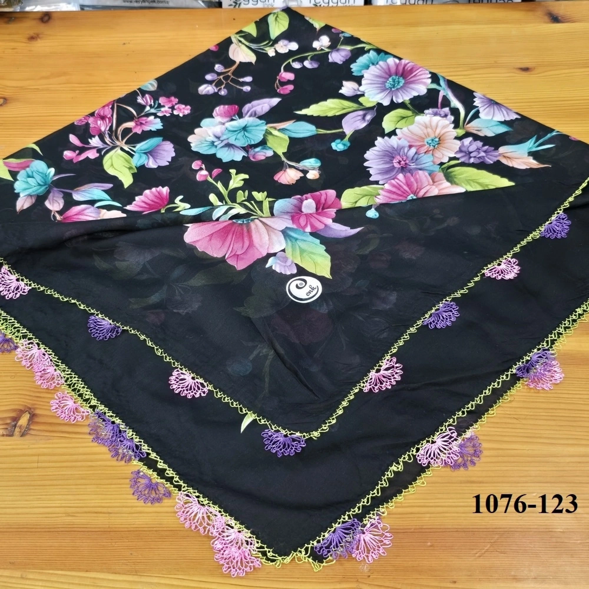 El İşi İğne Oyalı Yazma 1076-123