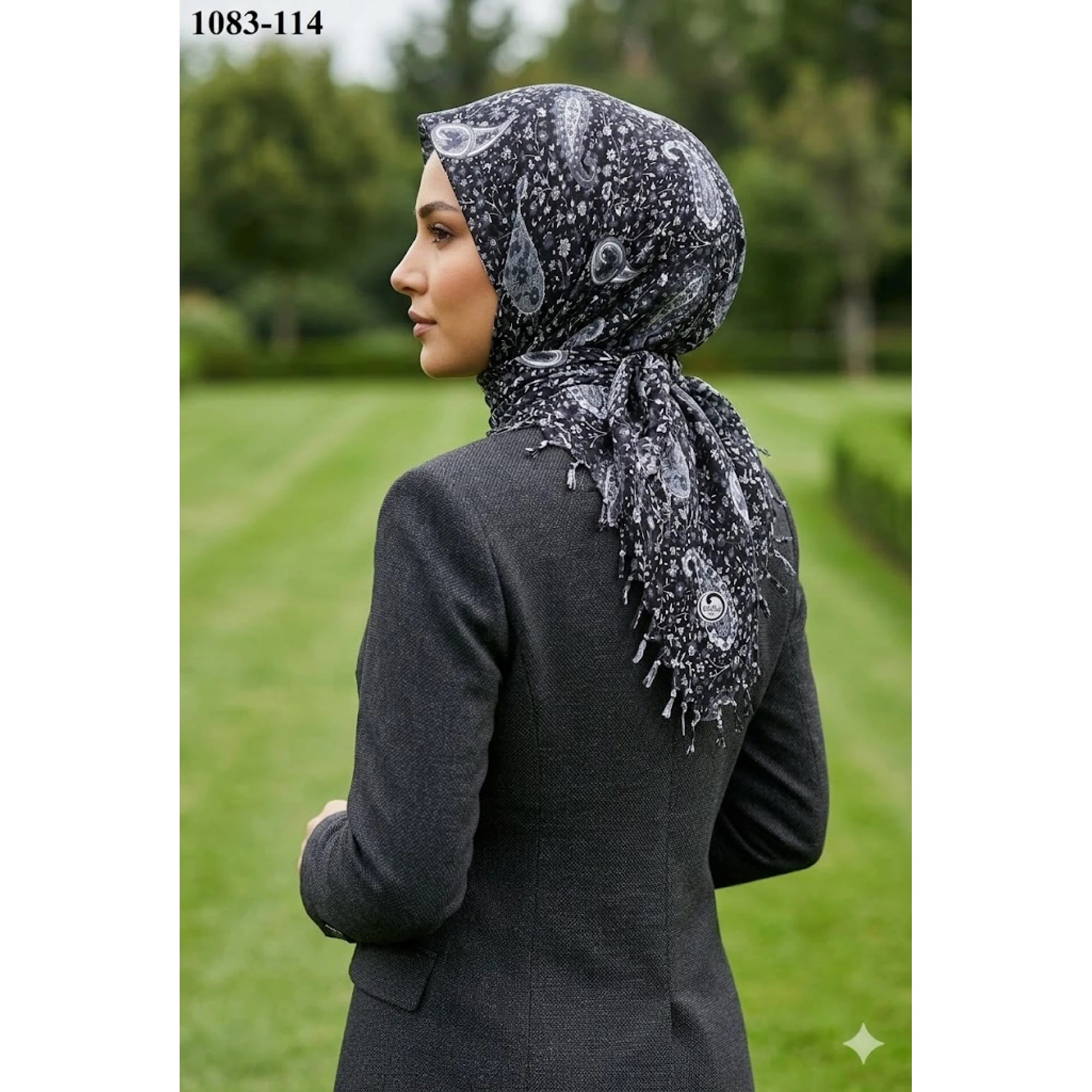 Huzurlu İpek Desenli Sökme Boncuklu Eşarp 1083-114