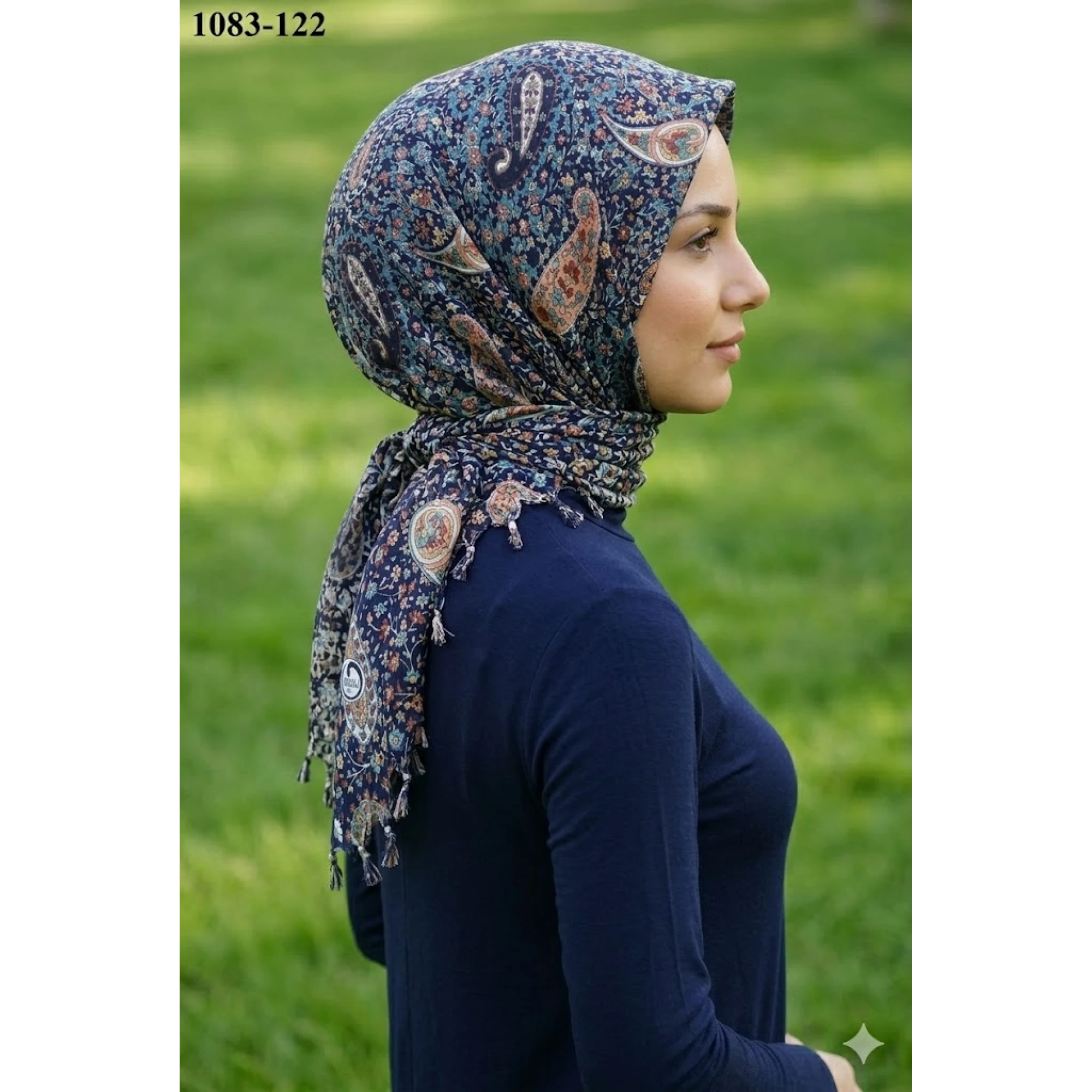 Huzurlu İpek Desenli Sökme Boncuklu Eşarp 1083-122