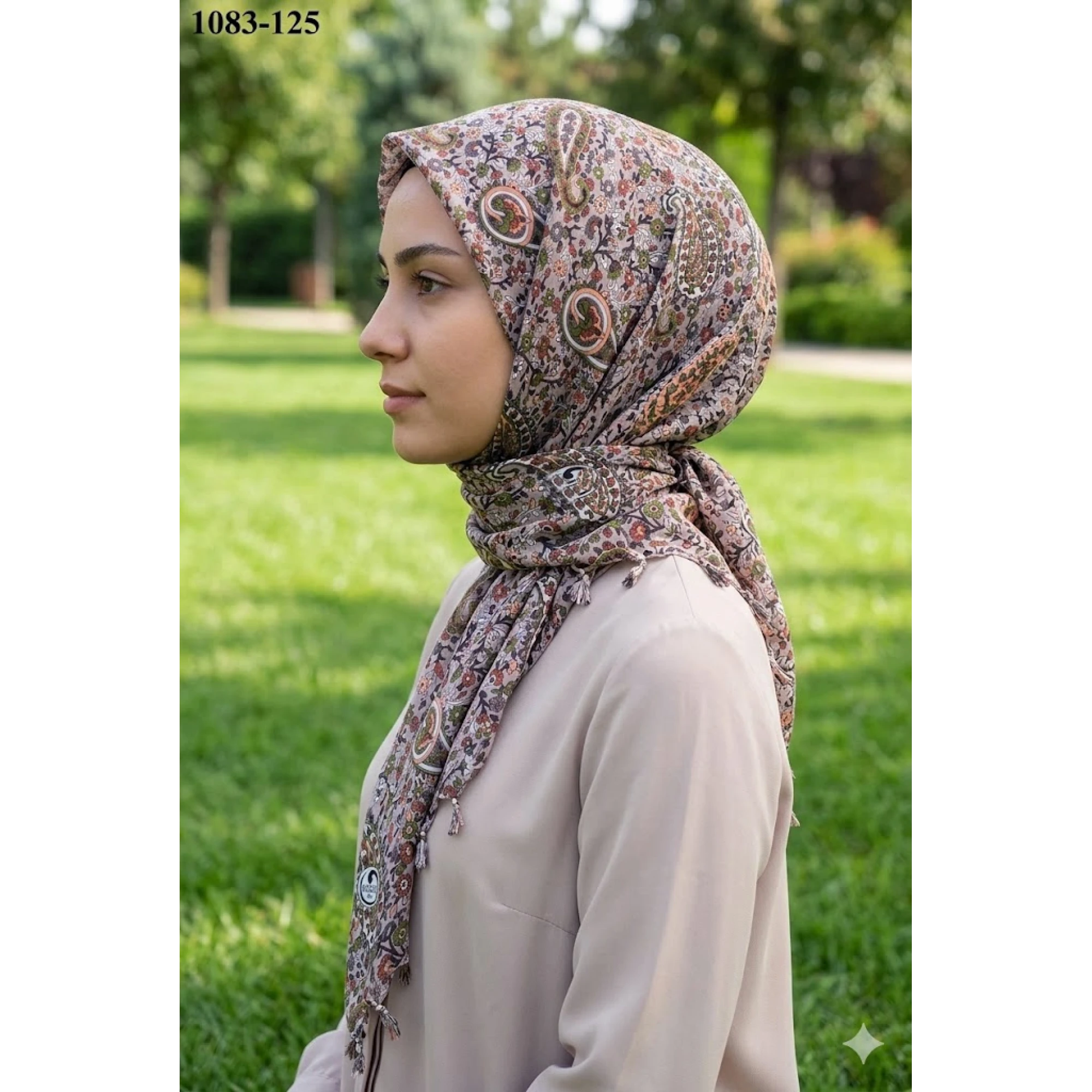 Huzurlu İpek Desenli Sökme Boncuklu Eşarp 1083-125