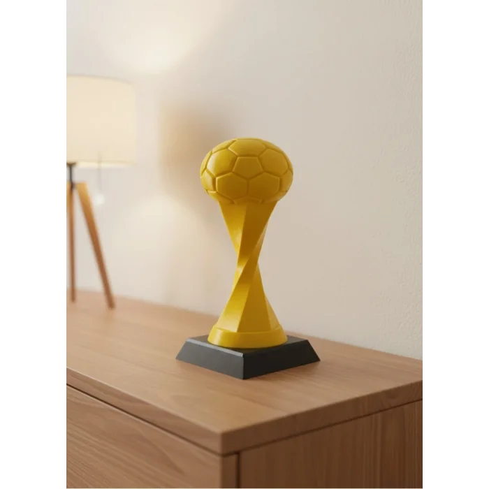 Futbol Toplu Sarı Kupa 21cm Masaüstü Dekor Ödül Figürü