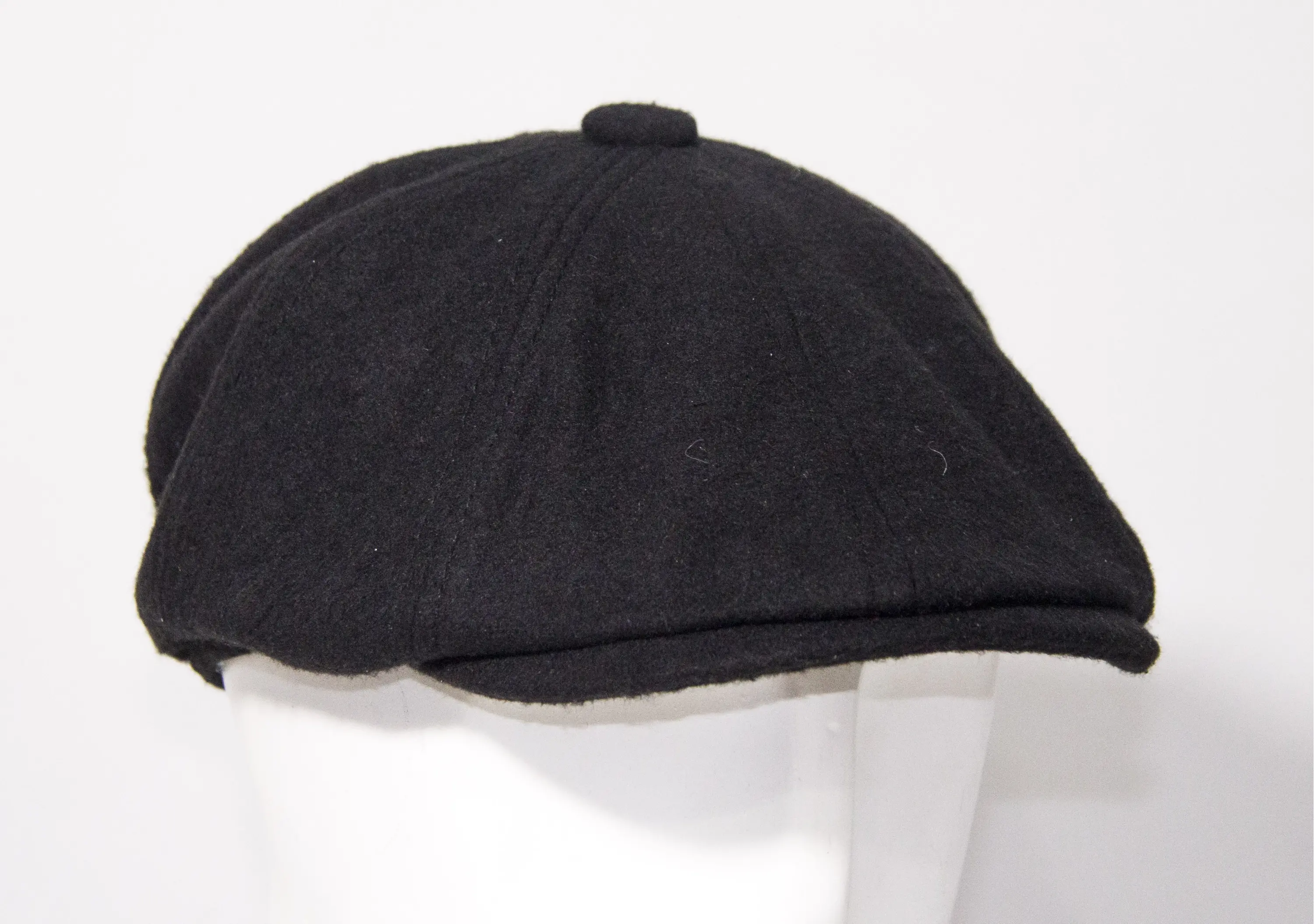 Erkek Siyah Yün Kasket Şapka - %100 Doğal Yün Kalitesi