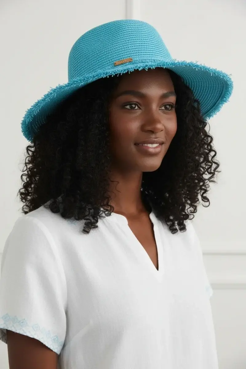 Püsküllü Kadın Şapka 1084