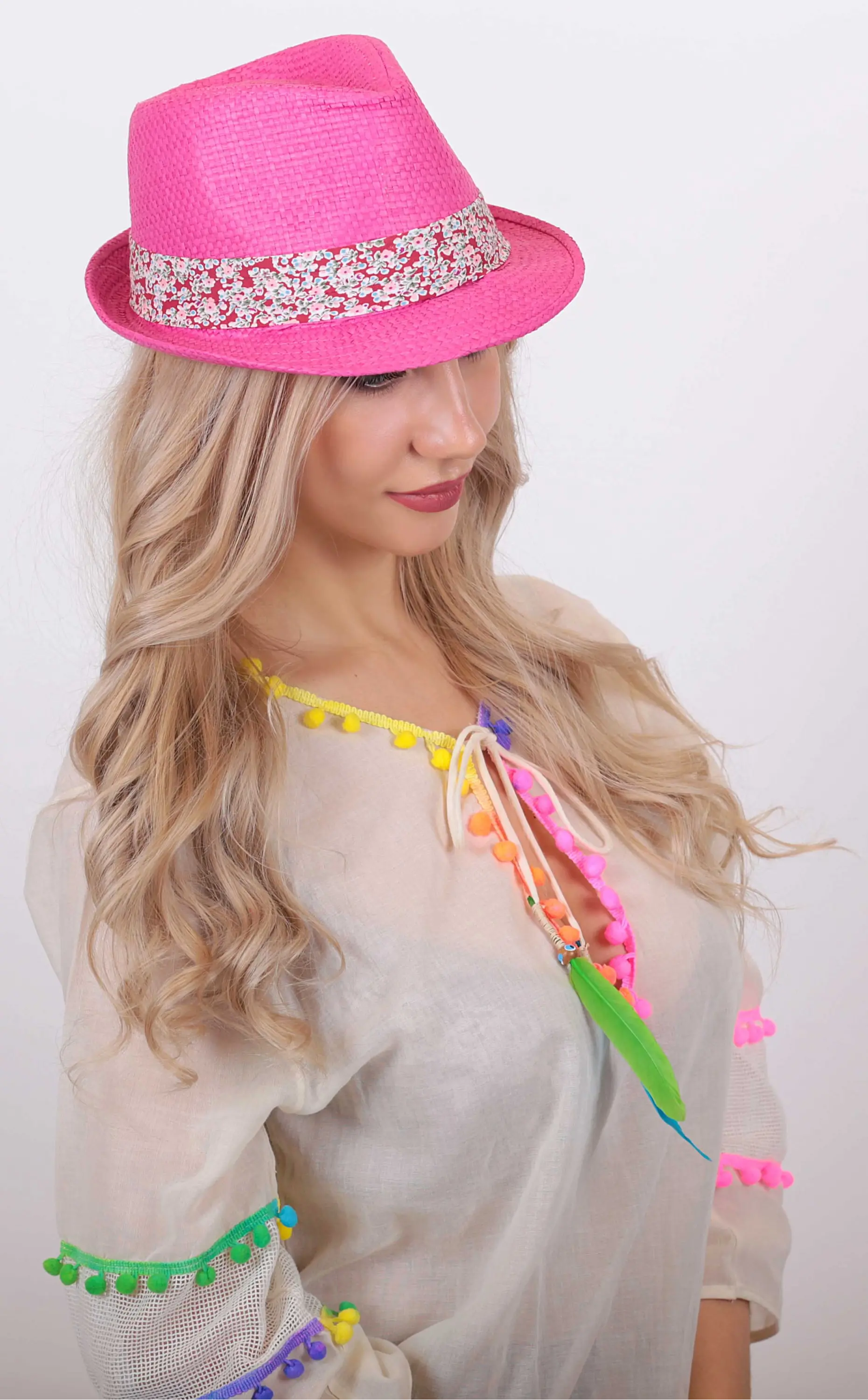 Yazlık Çiçek Desenli Fötr Kadın Şapka 6260