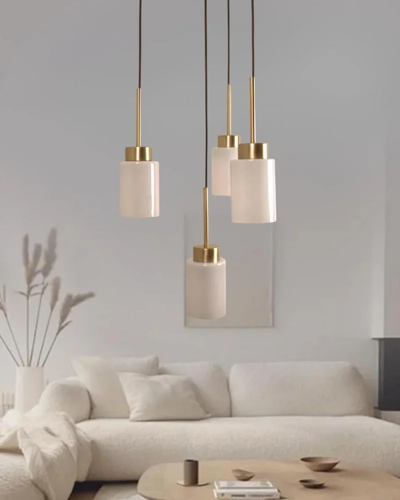 Aristo 4Lü Beyaz Cam Eskitme Metal Gövde Modern, Lüks Dekoratif Sarkıt Avize