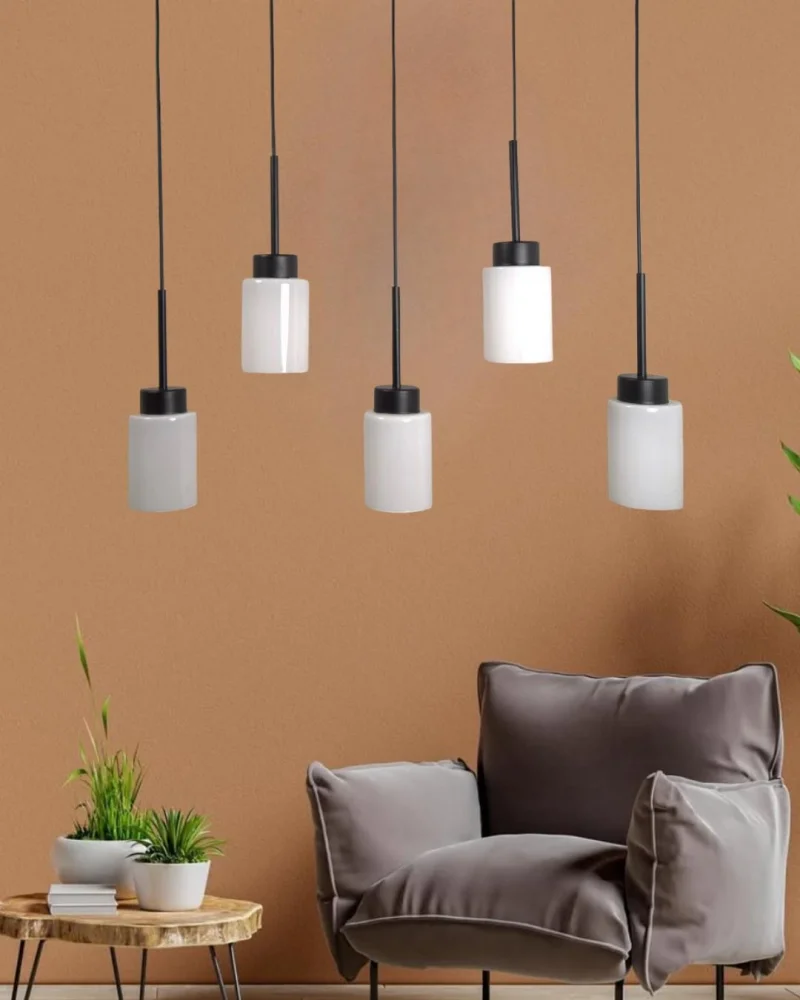 Aristo 5li Sıralı Beyaz Cam Siyah Modern Sarkıt Avize