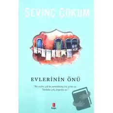 Evlerinin Önü