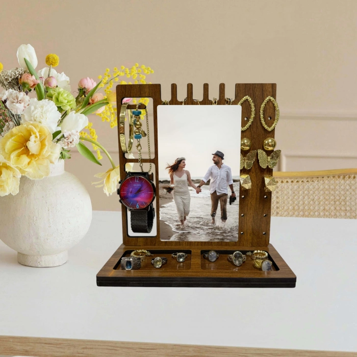 Kişiye Özel Üç Renkli Dekorasyon Ahşap Takı, Kolye, Küpe Standı