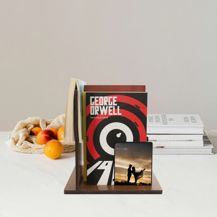 Minimalist Ahşap Masaüstü Kitaplık Dekoratif Kitap Düzenleyici, Kişiye Özel Baskılı Mini Kitaplık