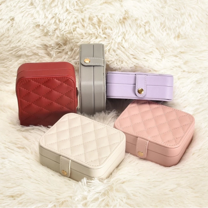 Deri Mini Baklava Desenli Seyahat Takı Bijuteri Mücevher Kutusu Organizer Düzenleyici 11,5cm Lila İthal Ürün