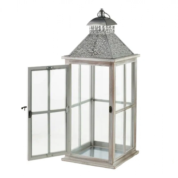 İşlemeli Metal Çatılı İthal Eskitme Ahşap Mumluk Fener 67cm