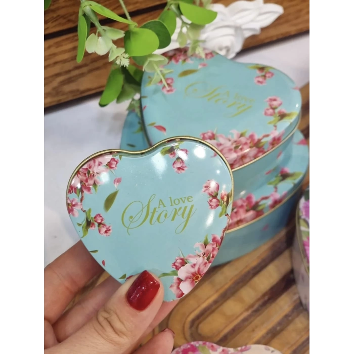 Kalpli Kutu 3 Farklı Boy Hediye Kutusu Sevgililer Günü Hediye Kutusu A Love Story Yeşil