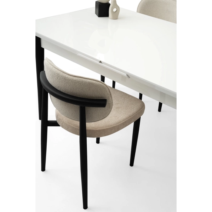 Ortadan Açılır Büyüyen Yemek Masası Beyaz 80x130cm Beyaz - Siyah Ayaklı