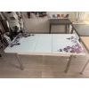 Yanlardan Açılır Büyüyen Kelebek Cam Mutfak Masası 80cm x 130cm Lila Gül