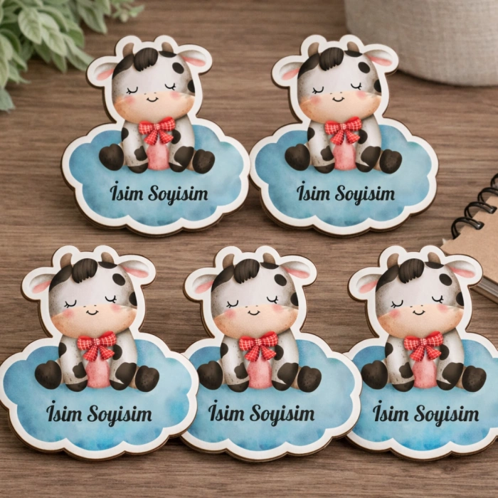 Kişiye Özel Sevimli İnek ve Bulut  5 Adet– 5x5 cm MDF İsimlik