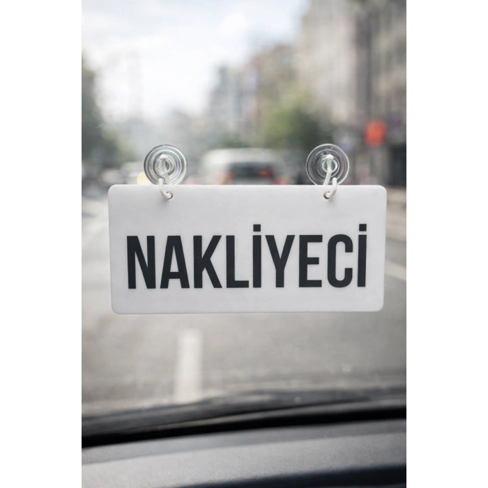 Kişiye Özel Pleksi Araç İçi Yazı – 20x10 cm Vantuzlu Nakliyeci / İsimlik – Öpücükle Gönderim