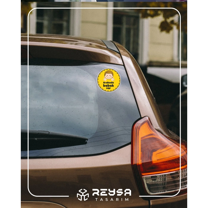 Arabada Bebek Var Sticker 4 10x10 cmRenkli Sticker