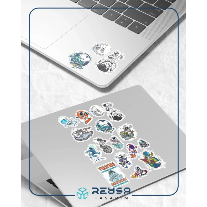 Astronot Sticker Set 11 17 Parça Telefon, Tablet, Defter, Laptop Sticker