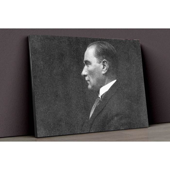 Atatürk Kanvas