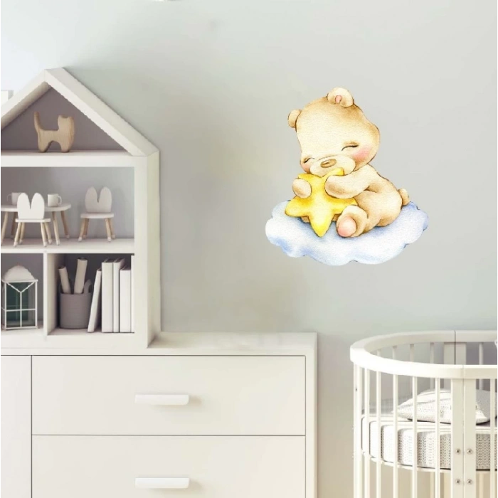 Bulut Üzerinde Sarı Yıldızla Uyuyan Ayıcık Duvar Stickerı