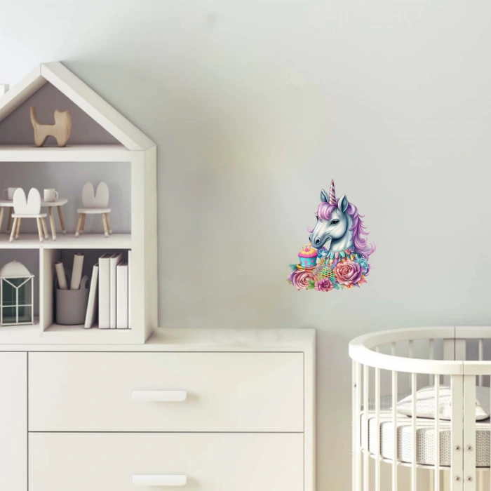 Çiçekli ve Cupcakeli Unicorn Kafası Duvar Stickerı