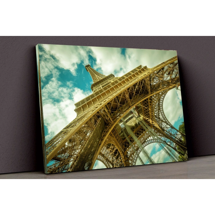 Eyfel Ve Gökyüzü Kanvas