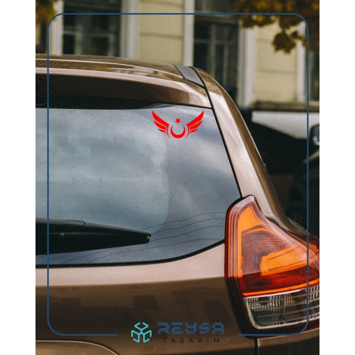 Kanatlı Türk Bayrağı Araba Sticker 17x17 Cm Kırmızı