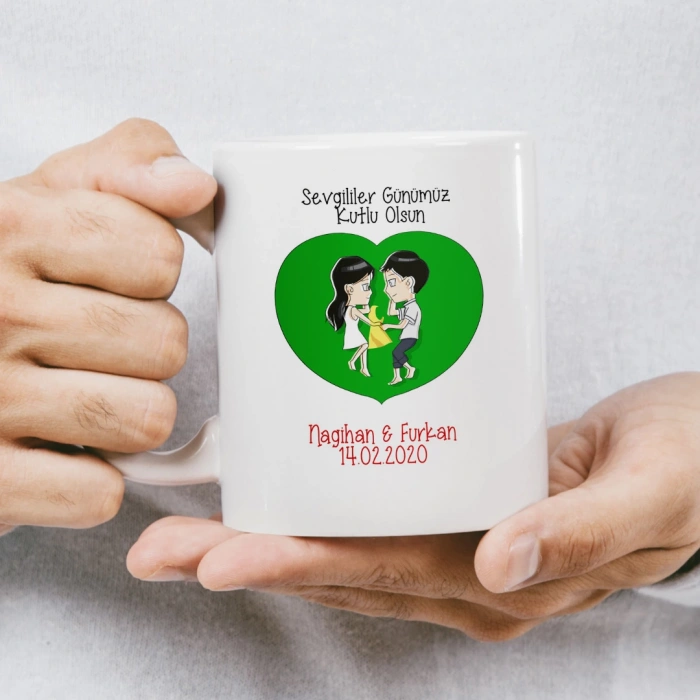 Karikatür çift ve Benim meleğim... yazılı, isim ve tarih içeren kupa baskısı.