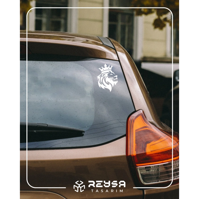 Kral Taçlı Aslan Sticker 17x17 Cm Beyaz