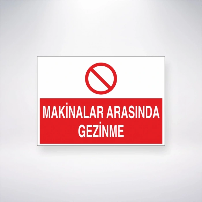 Makinalar Arasında Gezinme Sticker 20X28 Cm