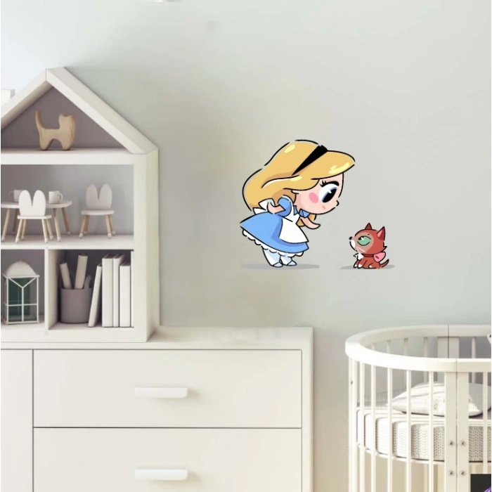 Masalsı Alice ve Arkadaşı Duvar Stickerı