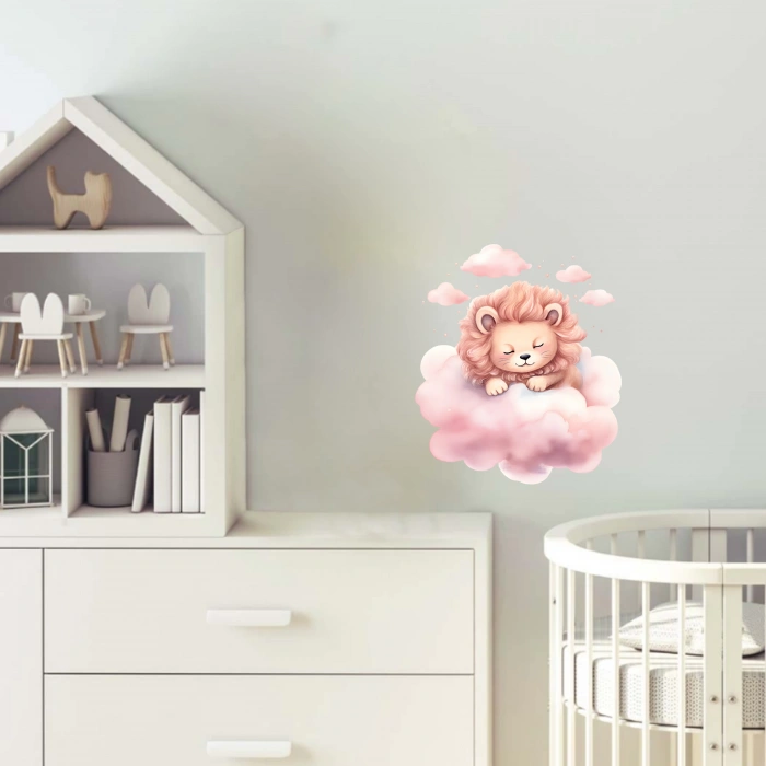 Pembe Bulut Üzerinde Uyuyan Pembe Yeleli Sevimli Aslan Yavrusu Duvar Çıkartması