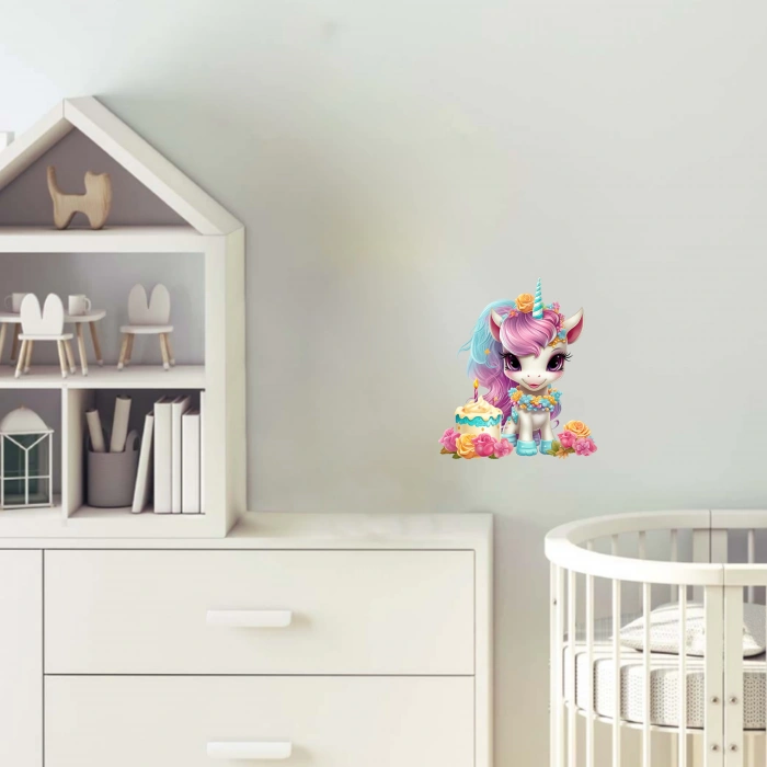 Pembe Yeleli Çiçekli ve Pastalı Unicorn Duvar Stickerı