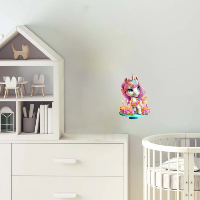 Pembe Yeleli Cupcakeli Unicorn Duvar Stickerı