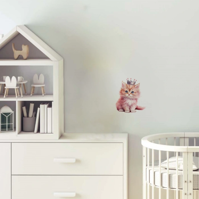 Prenses Kedi Yavrusu Duvar Stickerı