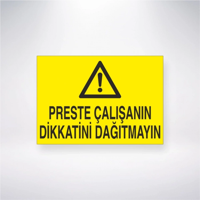Preste Çalışanın Dikkatini Dağıtmayın Sticker 20X28 Cm