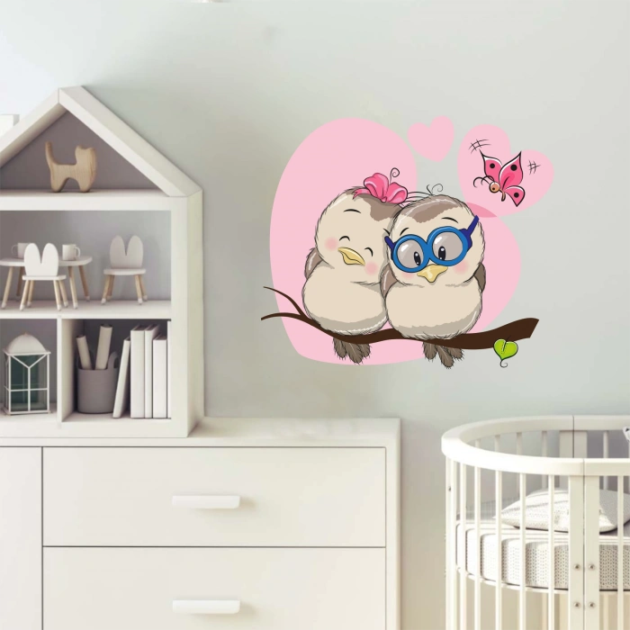 Sevimli Baykuşlar ve Kelebek Sticker