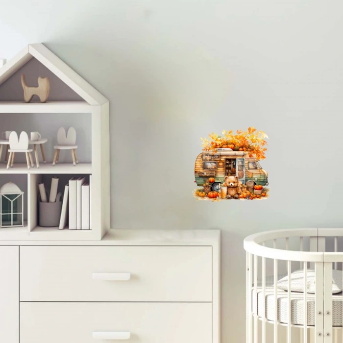 Şirin Ayıcık ve Sonbahar Karavanı Duvar Stickerı