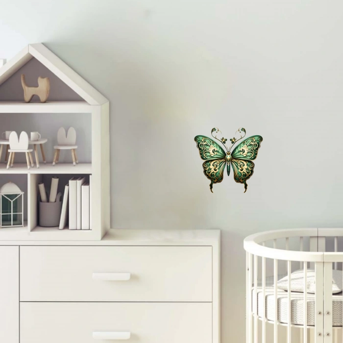 Yeşil ve Altın İşlemeli Kelebek Duvar Stickerı