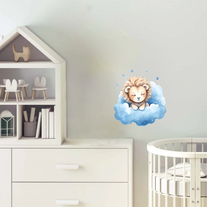 Yıldızlı Mavi Bulut Üzerinde Uyuyan Sevimli Aslan Yavrusu Duvar Çıkartması