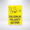 Dağınıklık Felaket Getirir Sticker 20X28 Cm