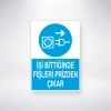 İşi Bittiğinde Fişleri Prizden Çıkar Sticker 20X28 Cm