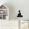 Siyah Elbiseli Prenses Duvar Stickerı