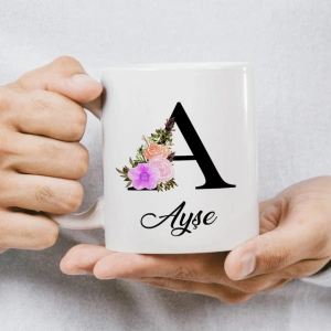 A Harfi Çiçekli İsme Özel Kupa