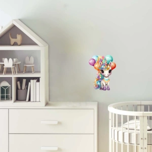 Balonlu ve Gökkuşağı Yeleli Tek Boynuzlu At Duvar Stickerı