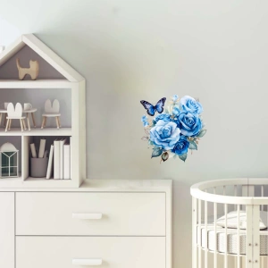 Mavi ve Beyaz Güller ile Kelebekler Duvar Stickerı