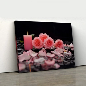 Pembe Güller Ve Mum SPA Ortamı Kanvas Tablo