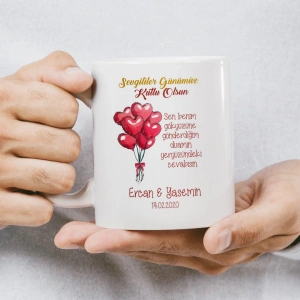 Sevgililer Günümüz Kutlu Olsun Kalp Çerçeveli Bisikletli Çift Kupası
