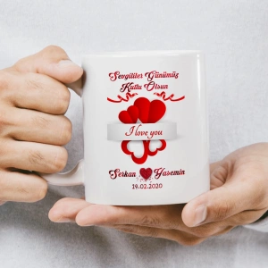 Sevgililer Günümüz Kutlu Olsun Köprüdeki Çift ve Kalpler Kupası