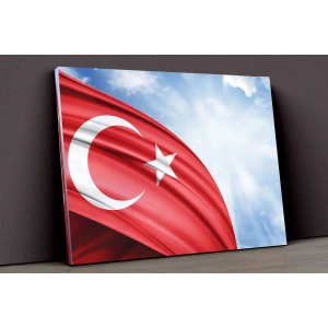 Türk Bayrağı Ve Gökyüzü Kanvas